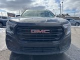 Used 2022 GMC Terrain SLE w/ Driver Convenience Package image 4