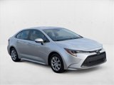 Used 2022 Toyota Corolla LE image 3