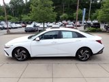 Used 2024 Hyundai Elantra SEL w/ Convenience Package image 6