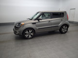 Used 2013 Kia Soul ! w/ Premium Pkg image 2