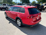 Used 2017 Volkswagen Golf Alltrack SE image 3