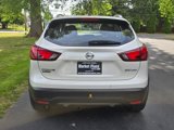 Used 2017 Nissan Rogue Sport SV w/ SV Premium Package image 5