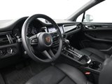 Certified 2025 Porsche Macan image 4