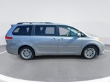 Used 2013 Toyota Sienna XLE image 4