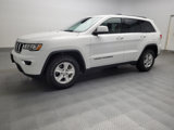 Used 2017 Jeep Grand Cherokee Laredo w/ Quick Order Package 2BE image 2
