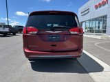 Used 2019 Chrysler Pacifica Touring-L image 6