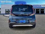 Used 2023 Kia Soul LX image 6