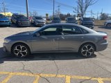 Certified 2020 Volkswagen Passat 2.0T R-Line image 6