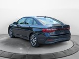 Certified 2025 Volkswagen Jetta SE w/ Sunroof Package image 5