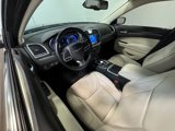 Used 2018 Chrysler 300 Limited image 2