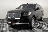 Used 2022 Lincoln Navigator L 4WD image 2