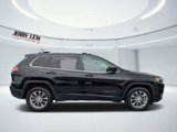Certified 2021 Jeep Cherokee Latitude Lux w/ Comfort/Convenience Group image 2