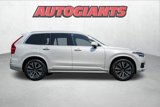 Used 2022 Volvo XC90 T5 Momentum w/ Climate Package image 3