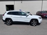 Used 2021 Jeep Cherokee Limited image 4