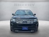 Certified 2018 Ford Explorer XLT w/ Equipment Group 202A image 3