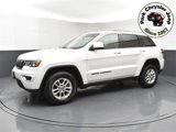 Used 2020 Jeep Grand Cherokee Laredo image 3