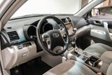 Used 2012 Toyota Highlander SE image 3