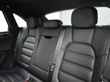 Certified 2025 Porsche Macan image 6
