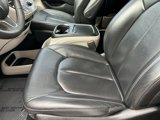 Used 2022 Chrysler Pacifica Touring-L image 4