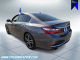Used 2017 Honda Accord Touring image 4