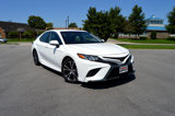 Used 2020 Toyota Camry SE image 2