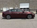 Used 2023 Nissan Altima 2.5 SV image 2