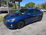 Used 2020 Hyundai Elantra SE image 2