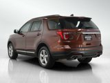 Used 2018 Ford Explorer XLT image 3