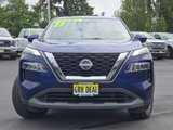 Used 2023 Nissan Rogue SV image 2