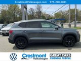 Certified 2022 Volkswagen Taos SE w/ IQ.Drive SE Package image 5