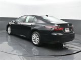 Used 2023 Toyota Camry LE image 3