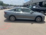 Used 2021 Volkswagen Jetta SE w/ SE Cold Weather Package image 2