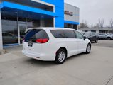 Used 2022 Chrysler Voyager LX image 6