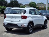 Used 2023 Hyundai Venue SEL image 4