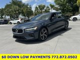 Used 2020 Volvo S60 T5 R-Design image 3