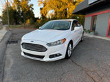 Used 2015 Ford Fusion SE w/ Equipment Group 202A image 2