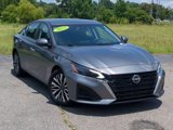 Used 2023 Nissan Altima 2.5 SV image 2