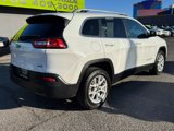 Used 2016 Jeep Cherokee Latitude image 5
