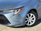Used 2021 Toyota Corolla LE image 3
