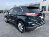 Used 2022 Ford Edge SEL w/ Convenience Package image 4