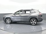 Used 2019 Jeep Cherokee Limited image 3