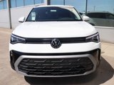 New 2025 Volkswagen Taos SE image 2