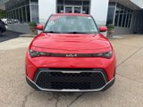 Used 2023 Kia Soul S image 2