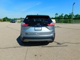 Used 2022 Ford Edge SEL w/ Convenience Package image 4