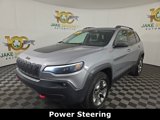 Used 2019 Jeep Cherokee Trailhawk image 3