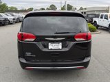 Used 2017 Chrysler Pacifica Touring-L Plus image 6