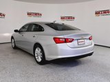 Used 2018 Chevrolet Malibu LT w/ Leather Package image 2