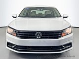 Used 2017 Volkswagen Passat 1.8T SE image 2