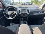 Used 2018 Chevrolet Equinox LT image 2