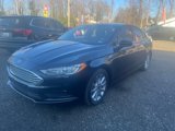 Used 2017 Ford Fusion SE image 2